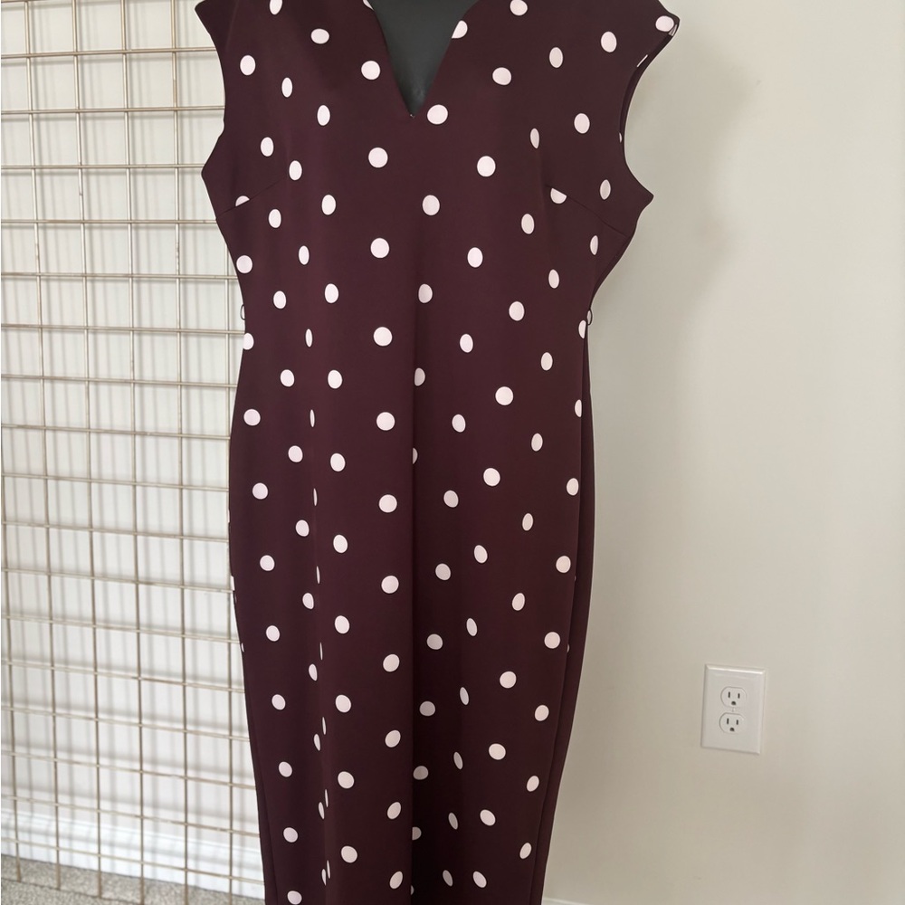 New York & Company Black and White Sheath Dress V-neck Midi
